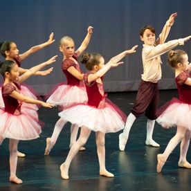 kids ballet performace on stage